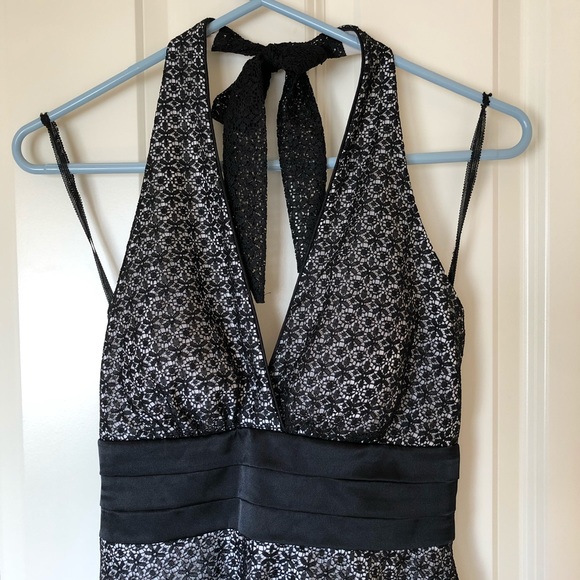 Juniors Dress - Black Lace Size 7 - Picture 2 of 6